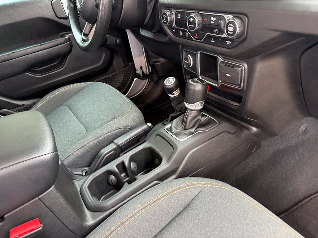 Used 2024 Jeep Gladiator Sport AWD/4WD image 36