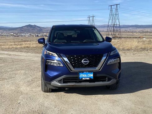 Used 2022 Nissan Rogue SV image 24