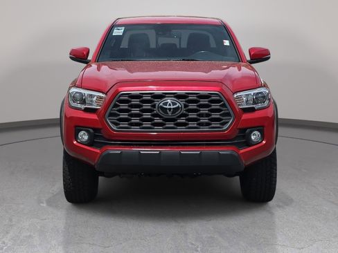 Used 2021 Toyota Tacoma TRD Off-Road w/ Technology Package AWD/4WD image 2
