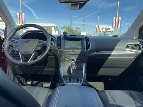 Certified 2017 Ford Edge Titanium w/ Equipment Group 302A image 31