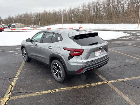 New 2026 Chevrolet Trax RS w/ Driver Confidence Package image 7