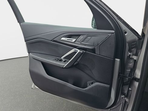 Used 2025 BMW X1 xDrive28i w/ Convenience Package image 31