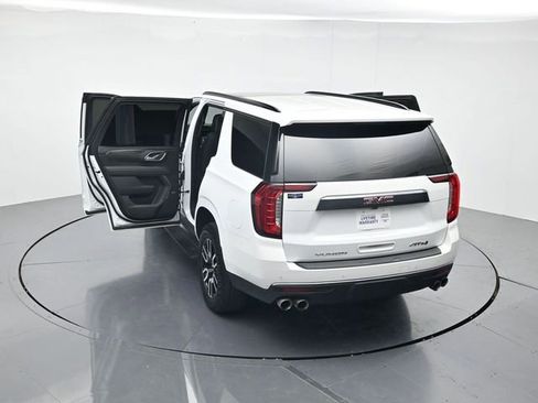 Used 2023 GMC Yukon AT4 w/ Technology Package AWD/4WD image 46