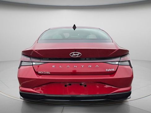 Used 2022 Hyundai Elantra Limited FWD image 7