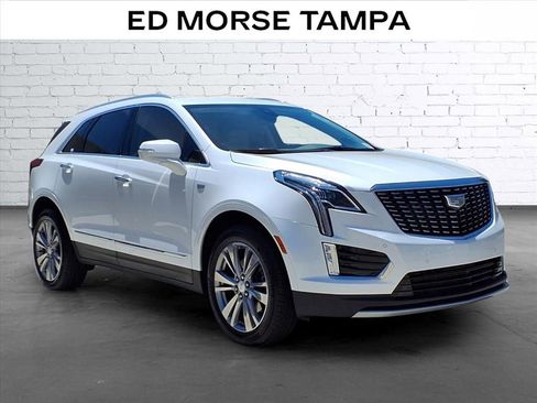 Certified 2024 Cadillac XT5 Premium Luxury FWD image 5