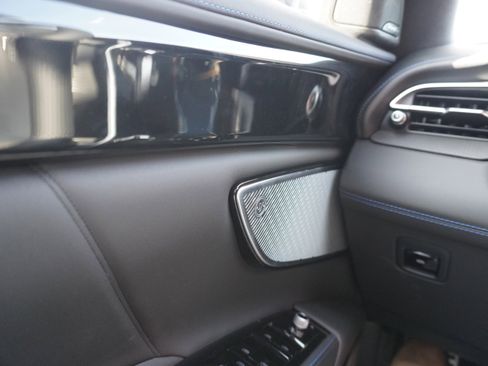 New 2025 Maserati Grecale Modena image 34