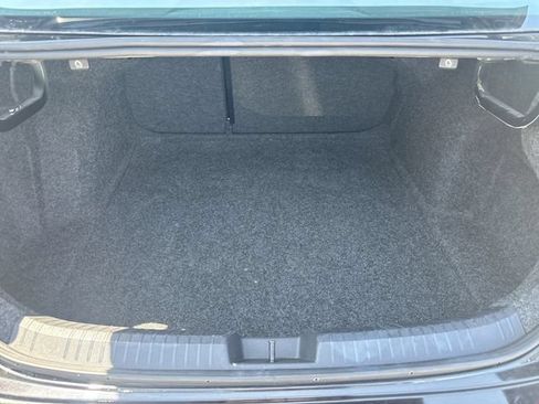 Used 2024 Volkswagen Jetta SE FWD image 24
