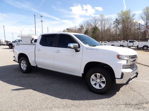 Used 2020 Chevrolet Silverado 1500 LT w/ Convenience Package image 10
