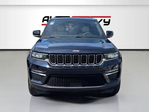 Used 2024 Jeep Grand Cherokee Limited AWD/4WD image 2