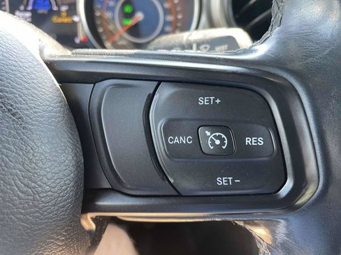 Used 2021 Jeep Wrangler Sport AWD/4WD image 24