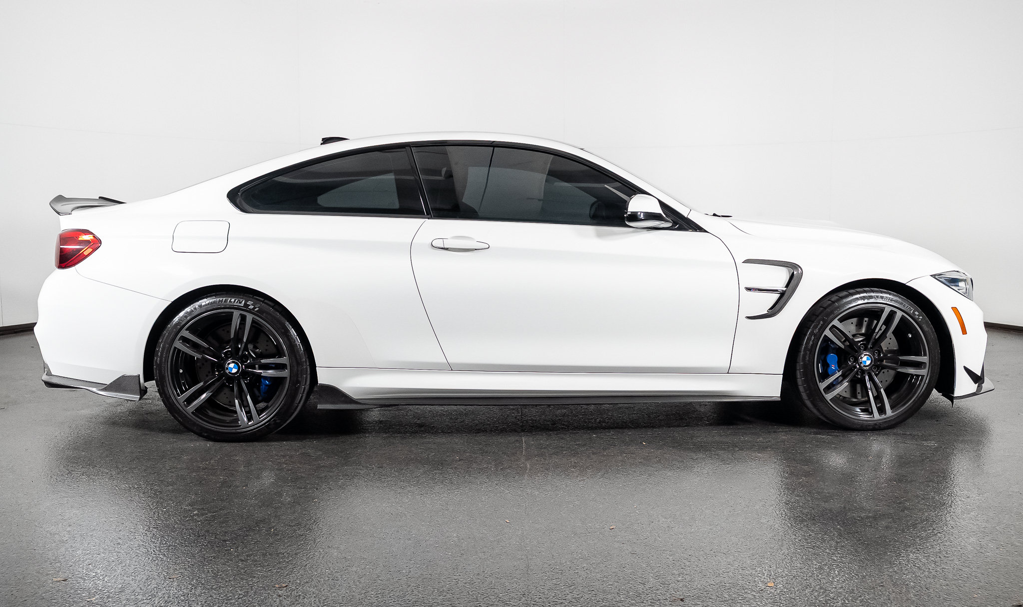 Used 2020 BMW M4 Coupe RWD image 33