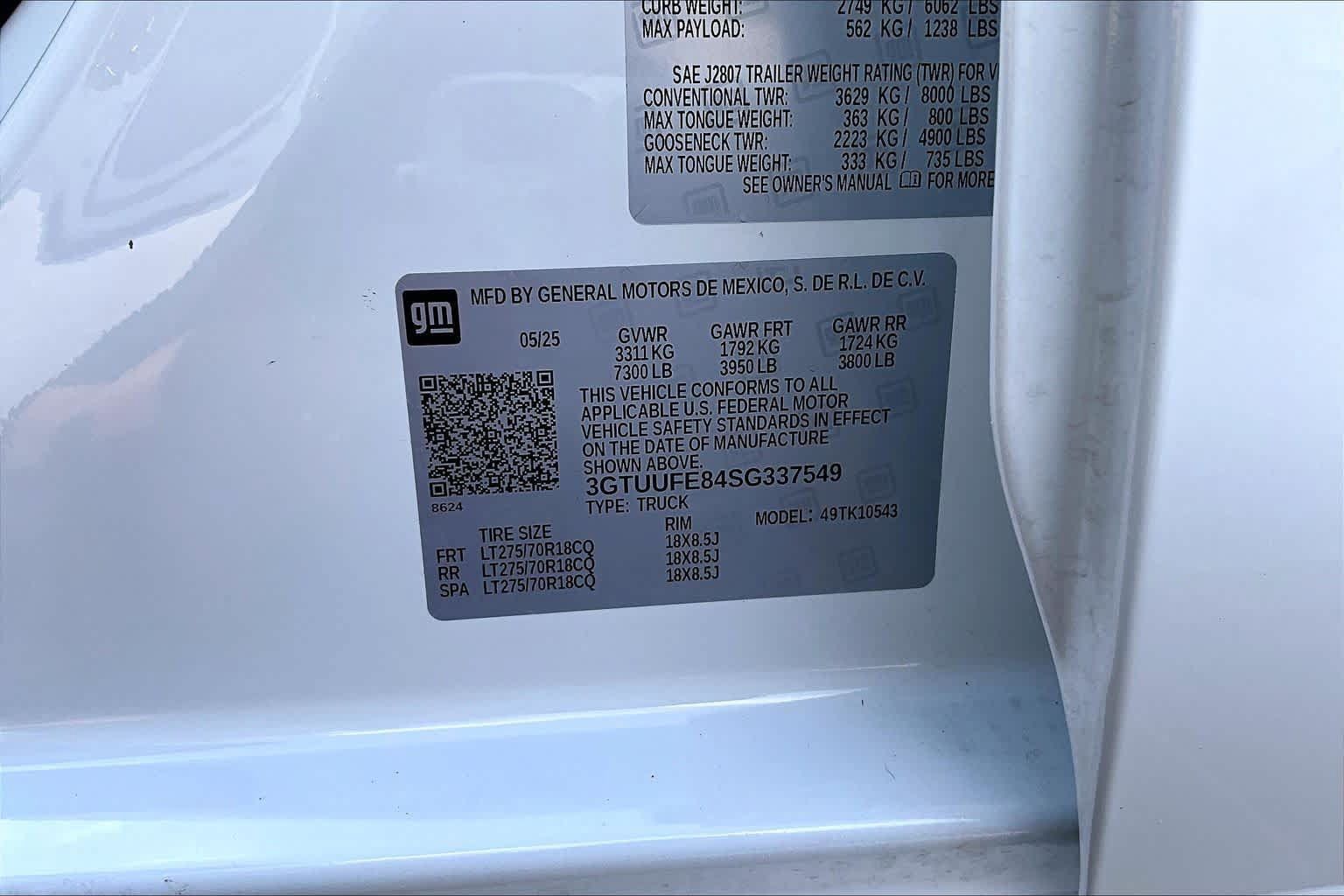 Used 2025 GMC Sierra 1500 AT4X AWD/4WD image 38