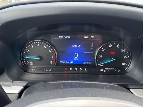 Used 2023 Ford Explorer XLT image 22