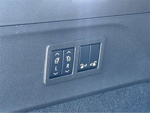 New 2025 Cadillac Escalade IQ Luxury 2 image 32