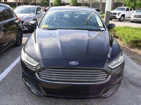 Used 2015 Ford Fusion SE w/ Equipment Group 502A FWD image 5