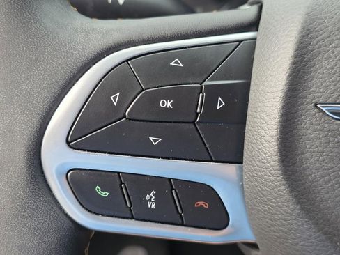 Used 2022 Chrysler Pacifica Pinnacle FWD image 37