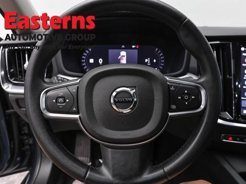 Used 2024 Volvo S60 B5 Core FWD image 10