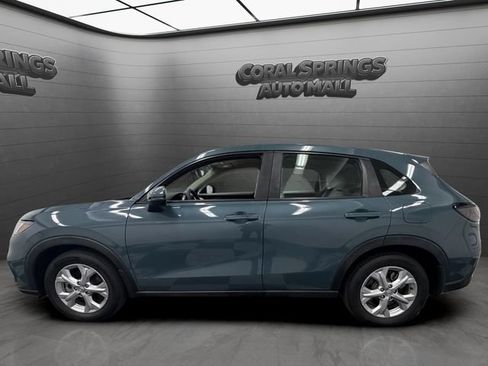 Certified 2024 Honda HR-V LX image 2