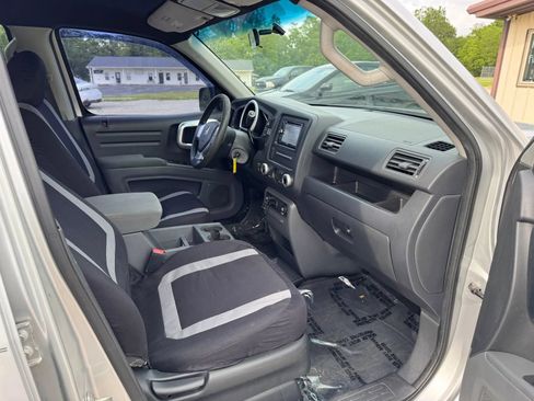Used 2006 Honda Ridgeline RT image 24