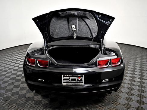 Used 2013 Chevrolet Camaro LT image 38