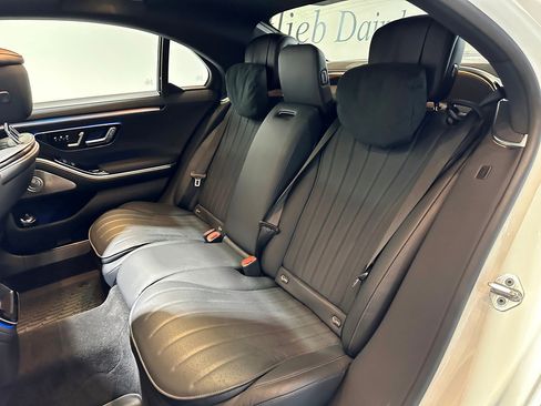 Certified 2023 Mercedes-Benz S 500 4MATIC image 34