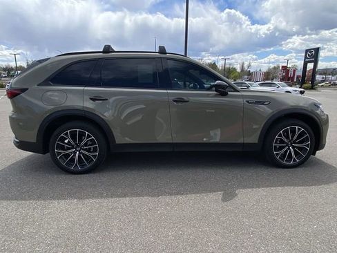 Certified 2025 MAZDA CX-70 Plug-In Hybrid w/ Premium Plus AWD/4WD image 8