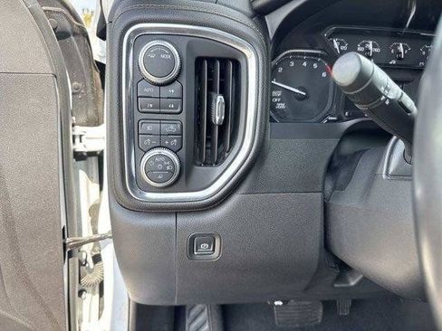 Used 2020 GMC Sierra 1500 AT4 w/ AT4 Premium Package AWD/4WD image 31