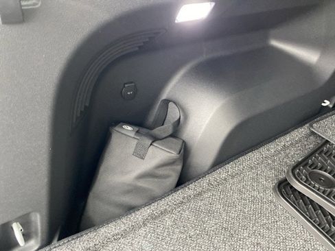 New 2026 Volkswagen Atlas Cross Sport SE image 56