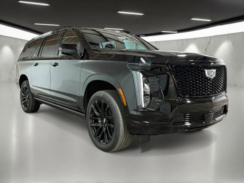 New 2026 Cadillac Escalade ESV Sport image 20