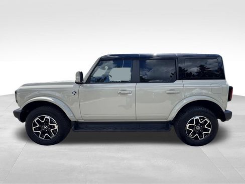 Used 2025 Ford Bronco Outer Banks AWD/4WD image 12
