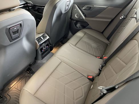 Used 2026 BMW 530i xDrive w/ Premium Package image 17