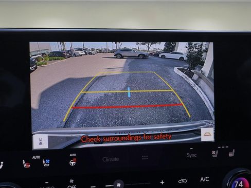 Used 2023 Lexus NX 350h 350h Premium image 24