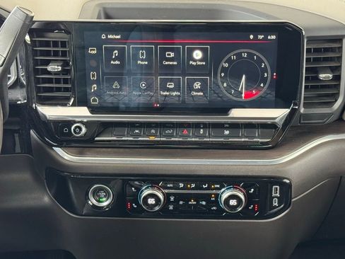 Used 2022 GMC Sierra 1500 SLT image 31