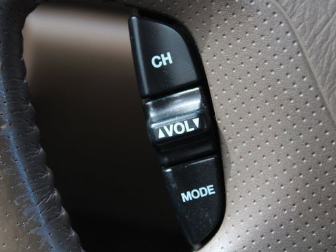 Used 2004 Acura MDX Touring image 22