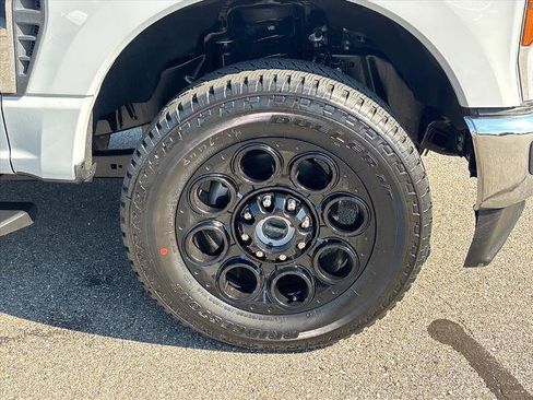 Used 2026 Ford F250 XLT AWD/4WD image 24