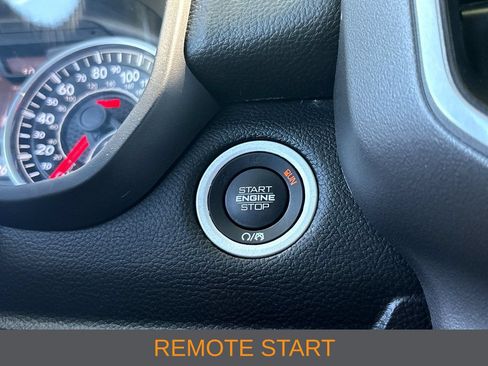 Used 2022 RAM 1500 Big Horn AWD/4WD image 6