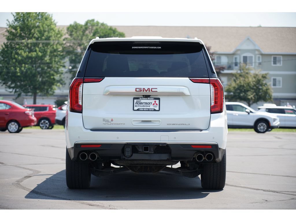 Used 2021 GMC Yukon XL Denali w/ Denali Premium Package AWD/4WD image 4