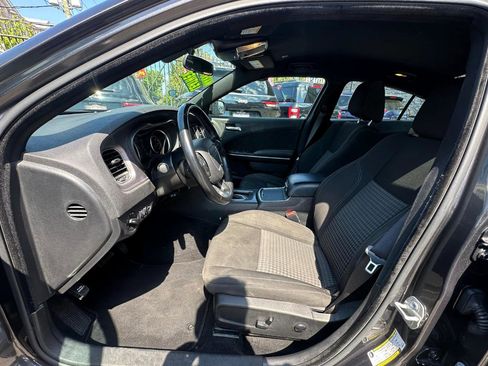 Used 2023 Dodge Charger SXT RWD image 22