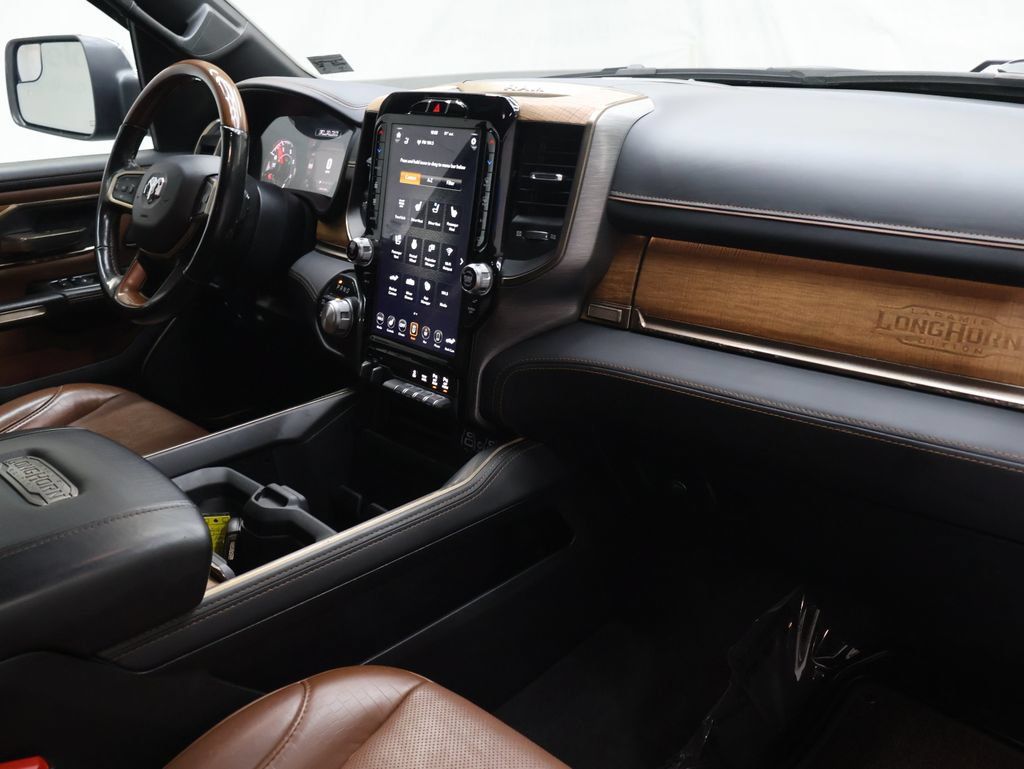 Used 2020 RAM 1500 Longhorn AWD/4WD image 10