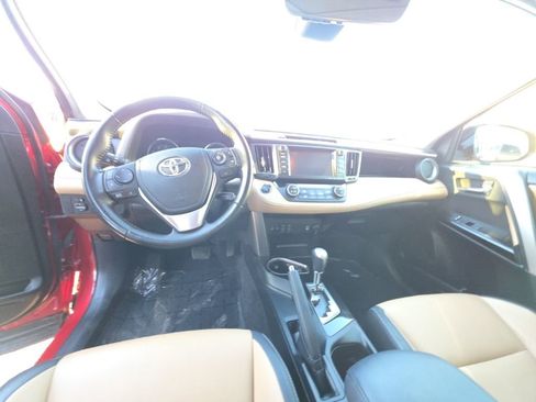 Used 2017 Toyota RAV4 Limited image 14