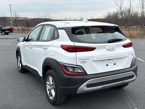 Used 2023 Hyundai Kona SE w/ Cargo Package image 9