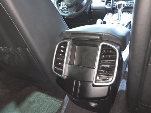 Used 2013 Porsche Cayenne GTS image 57