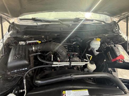 Used 2011 RAM 1500 Classic SLT image 15