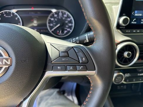 Used 2024 Nissan Sentra SR image 29