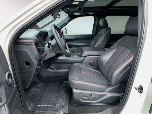 Used 2024 Ford Expedition Max Limited image 21