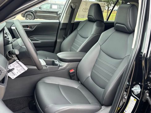New 2025 Toyota RAV4 XLE Premium image 13