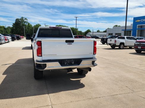 Certified 2026 Chevrolet Silverado 2500 LTZ w/ LTZ Plus Package AWD/4WD image 6