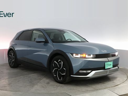 Used 2023 Hyundai Ioniq 5 SEL w/ Cargo Package image 4