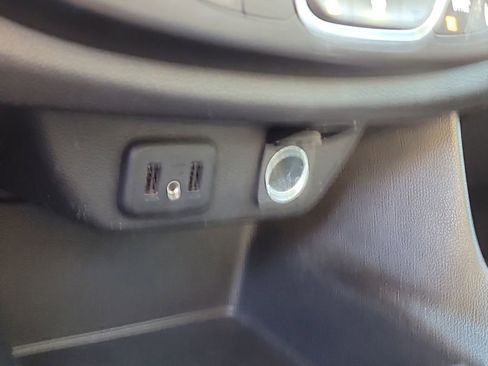 Used 2019 Chevrolet Traverse LT w/ LPO, Black Accent Package image 25