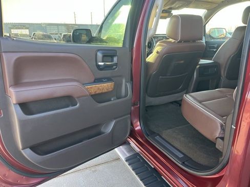 Used 2014 Chevrolet Silverado 1500 High Country w/ High Country Premium Package image 17
